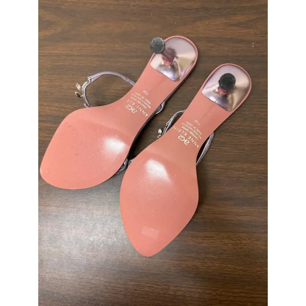 vintage Anne klein 7.5M ladies shoes